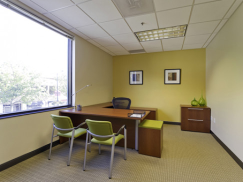 Office: Missouri, Country Club Plaza, 435 Nichols Road, Suite 200, Kansas City, KS 64112-2006