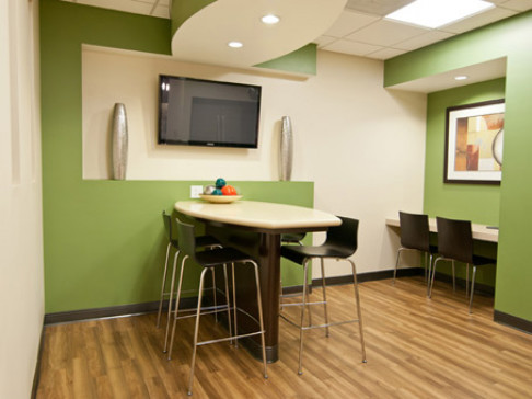Office: Missouri, Country Club Plaza, 435 Nichols Road, Suite 200, Kansas City, KS 64112-2006
