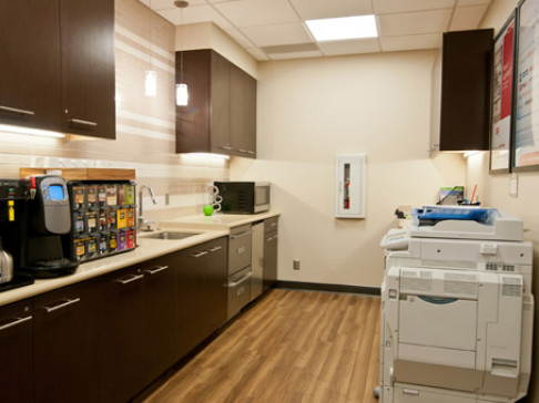 Office: Missouri, Country Club Plaza, 435 Nichols Road, Suite 200, Kansas City, KS 64112-2006