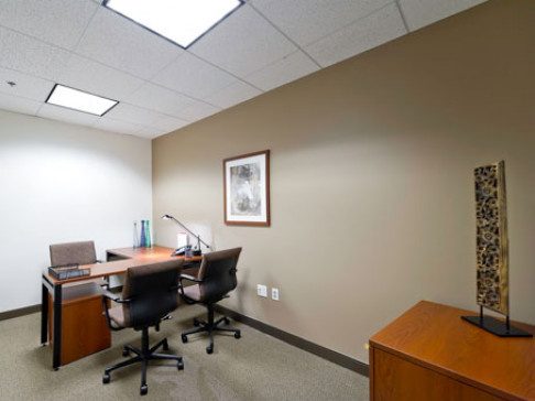 Office: Missouri, Crown, Two Pershing Square, Kansas City, KS 64108