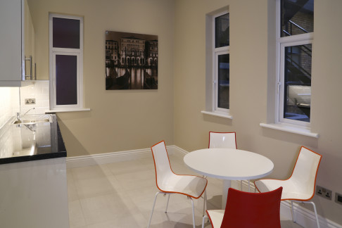Office: Mount Street Upper, Dublin, Dublin 2