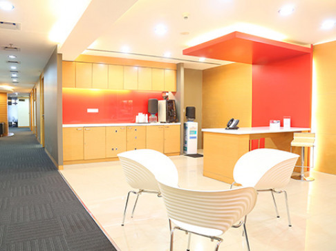 Office: Bandra Kurla Complex - Trade Centre, Trade Centre G/F & 1st Floor, Mumbai, 400051