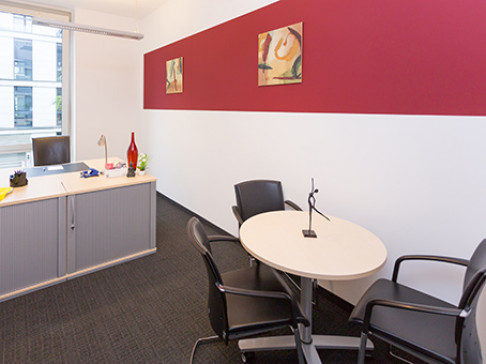 Office: Parkstadt Schwabing, 1st floor, Munich, 80807