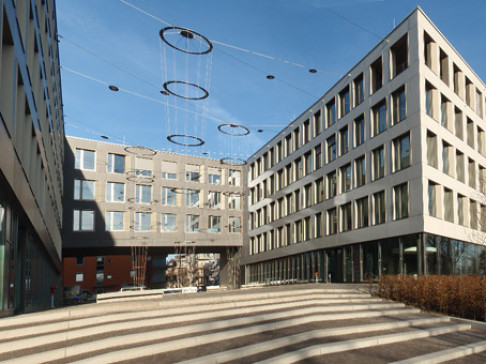 Office: Theresienhoehe, 1st Floor, Munich, 80339