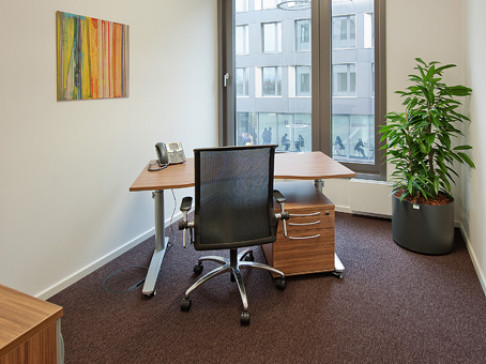 Office: Theresienhoehe, 1st Floor, Munich, 80339