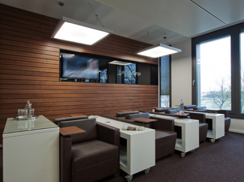 Office: Theresienhoehe, 1st Floor, Munich, 80339