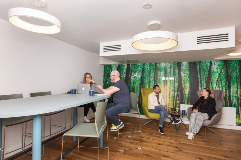 Office: Newbridge Business Centre, Charlotte St, Greatconnell, W12 CY98