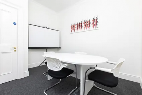 Office: Newbridge Business Centre, Charlotte St, Greatconnell, W12 CY98