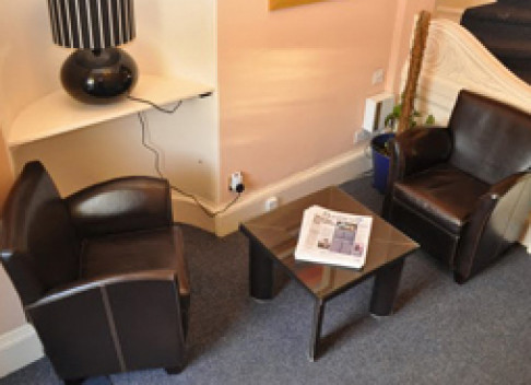 Office: Newton Place, Glasgow, G3