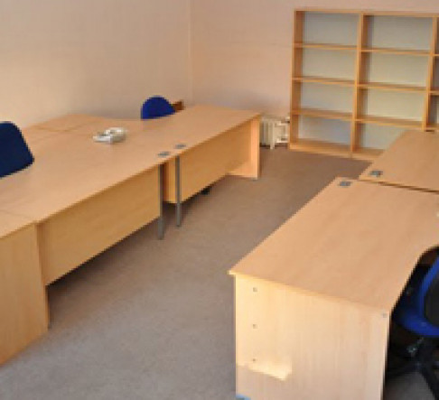 Office: Newton Place, Glasgow, G3