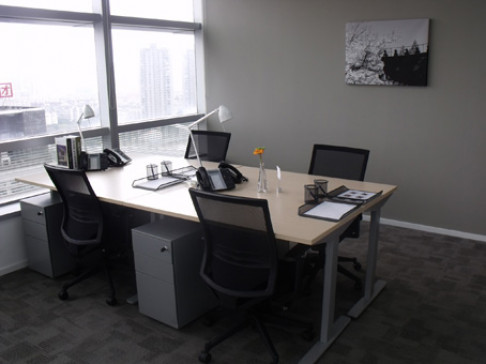 Office: Life, 18 F, Life Tower, Ningbo, 315010