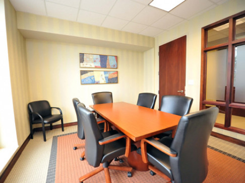 Office: North Carolina, Southpark Fairview Office Suites Plus, 5960 Fairview Road, Charlotte, NC 28210