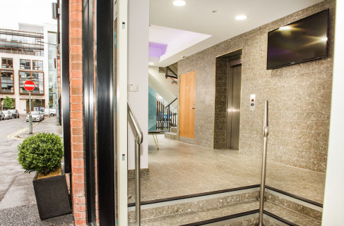Office: Northern Court, 16 - 18 Gloucester St, Belfast BT1 4AB