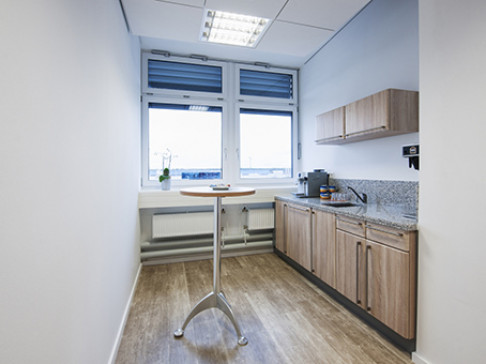 Office: Nuremberg Airport, 3rd + 4th floor, Nuremberg, 90411