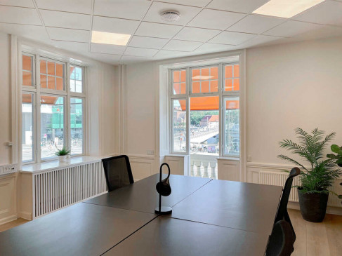 Office: Christians Brygge 28, Copenhagen, 1559