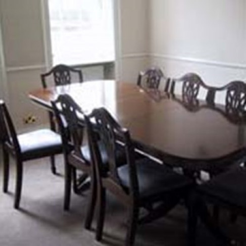 Office: Old Chambers, West Street, Farnham, GU9