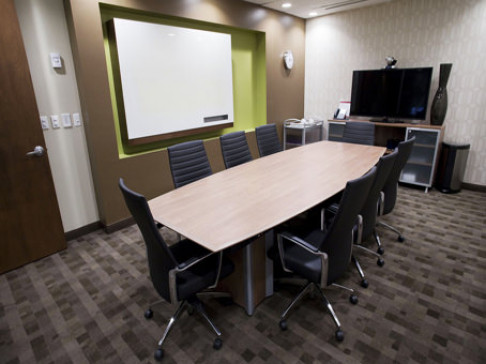 Office: Ontario, University & Dundas, 439 University Avenue, Toronto, M5G 2N8