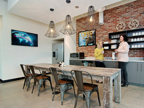 Office: Oregon, Round, 4145 S.W. Watson, Beaverton, OR 97005