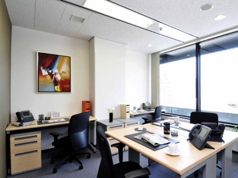 Office: Umeda, 20F Hankyu Grand Building, Osaka, 530-0017