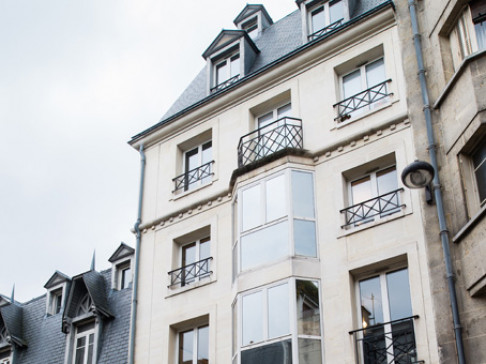 Office: Auteuil, 27/29 Rue Raffet, Paris, 75016