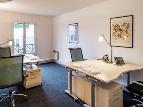 Office: Auteuil, 27/29 Rue Raffet, Paris, 75016