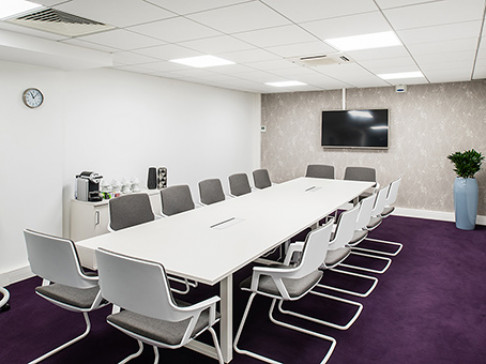Office: Batignolles, 115 rue Cardinet, Paris, 75831
