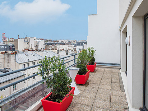Office: Batignolles, 115 rue Cardinet, Paris, 75831