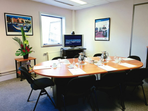 Office: Levallois, Rue Jean Jaur, Paris, 92300