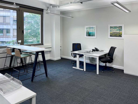 Office: Putzbrunner Strasse 71-73, Munich, 81739