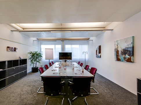 Office: Pfaeffikon, SZ Seedamm Plaza, Seedammstrasse, Pfaeffikon SZ, CH-8808