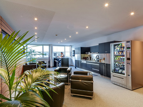 Office: Pfaeffikon, SZ Seedamm Plaza, Seedammstrasse, Pfaeffikon SZ, CH-8808