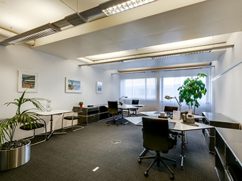Office: Pfaeffikon, SZ Seedamm Plaza, Seedammstrasse, Pfaeffikon SZ, CH-8808