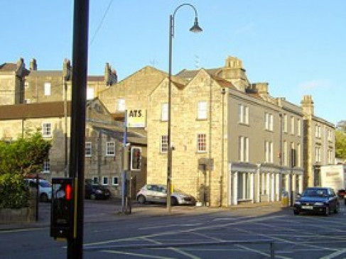 Office: Piccadilly House, London Road, Bath, BA1 6PL