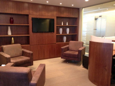 Office: Platinum Building, Carlos Gomes Avenue, Porto Alegre, 90480-000