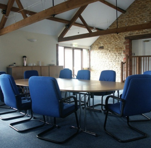Office: Ram Court Business Centre, Faringdon, SN7