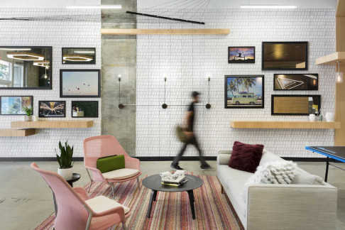 Office: Spaces Building, Phayathai Road Ratchathewi District, Bangkok, 10400