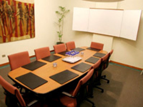 Office: Real Seis, Lima, L27