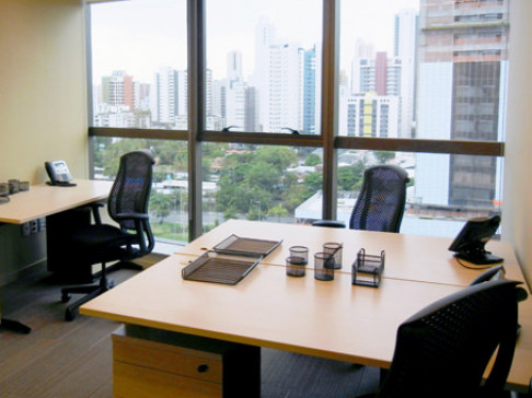 Office: Cicero Dias, 858 Padre Carapuceiro St, Recife, 51020-280