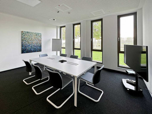 Office: Rheinpromenade 4a, Monheim am Rhein, 40789