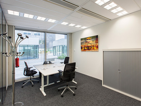 Office: Rotterdam Airport, Airportplein 22, Rotterdam, 3045 AP