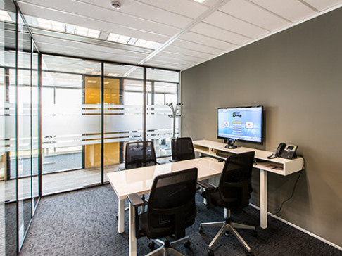 Office: Rotterdam Airport, Airportplein 22, Rotterdam, 3045 AP