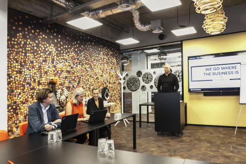 Office: Coolsingel, Rotterdam, 3011 AD