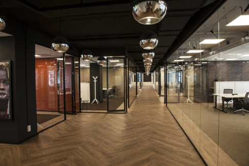 Office: Coolsingel, Rotterdam, 3011 AD