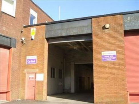 Office: Saddleworth Business Centre, Oldham, OL3