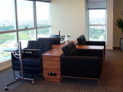 Office: Mundo Plaza, 33rd Floor Edificio Mundo Plaza, Salvador, 41820-901