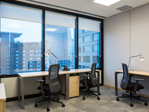 Office: Nacoes Unidas Tower, Sao Paulo, 04578-000