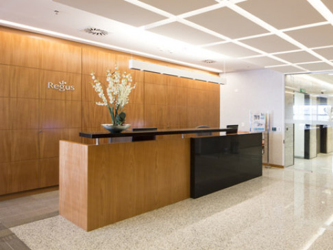 Office: New Century - Itaim, New Century Building, Sao Paulo, 04542-000