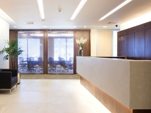 Office: Nacoes Unidas Tower, Sao Paulo, 04578-000