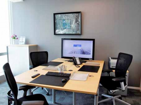 Office: Raffles City, 51/F Raffles City, Shanghai, 200001