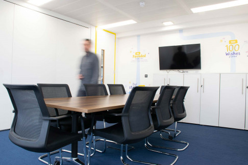 Office: Shepherds Bush Road, 227 Shepherds Bush Road, London, W6 7AS